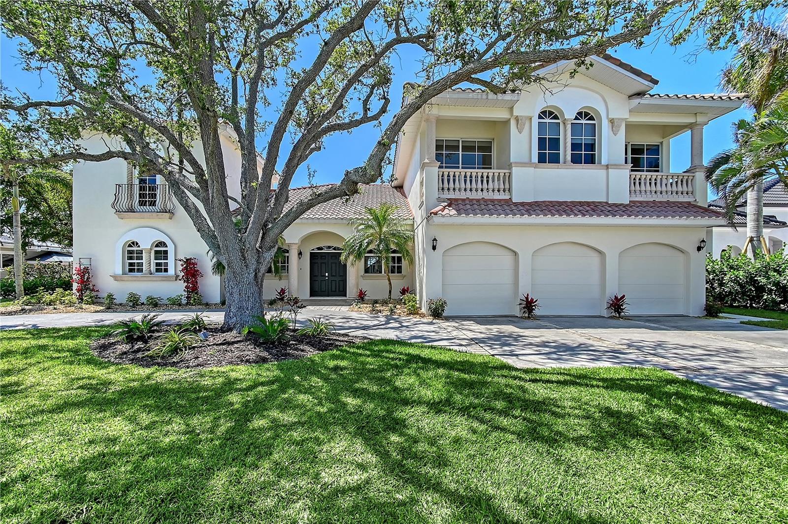 404 S SHORE DR, SARASOTA, FL, 34234