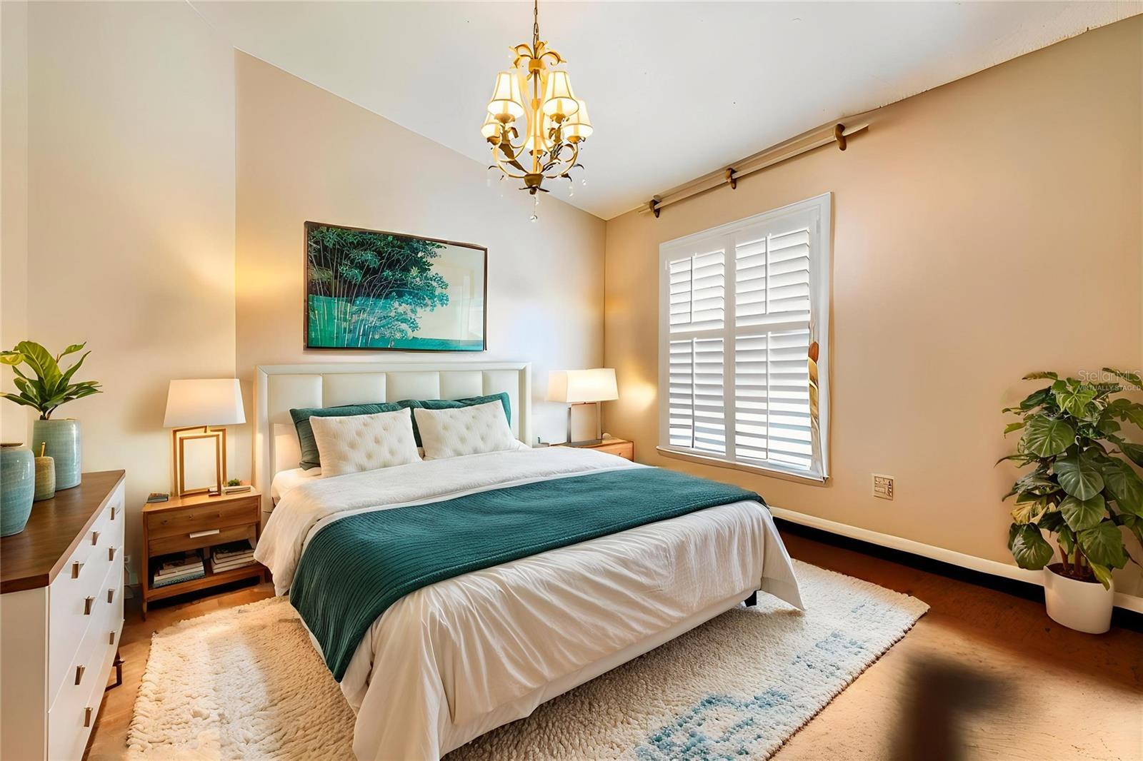 10003 VISTA POINTE DR, TAMPA, FL, 33635