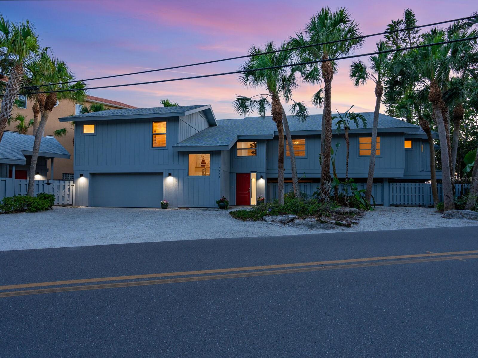 A4648103 Property Photo