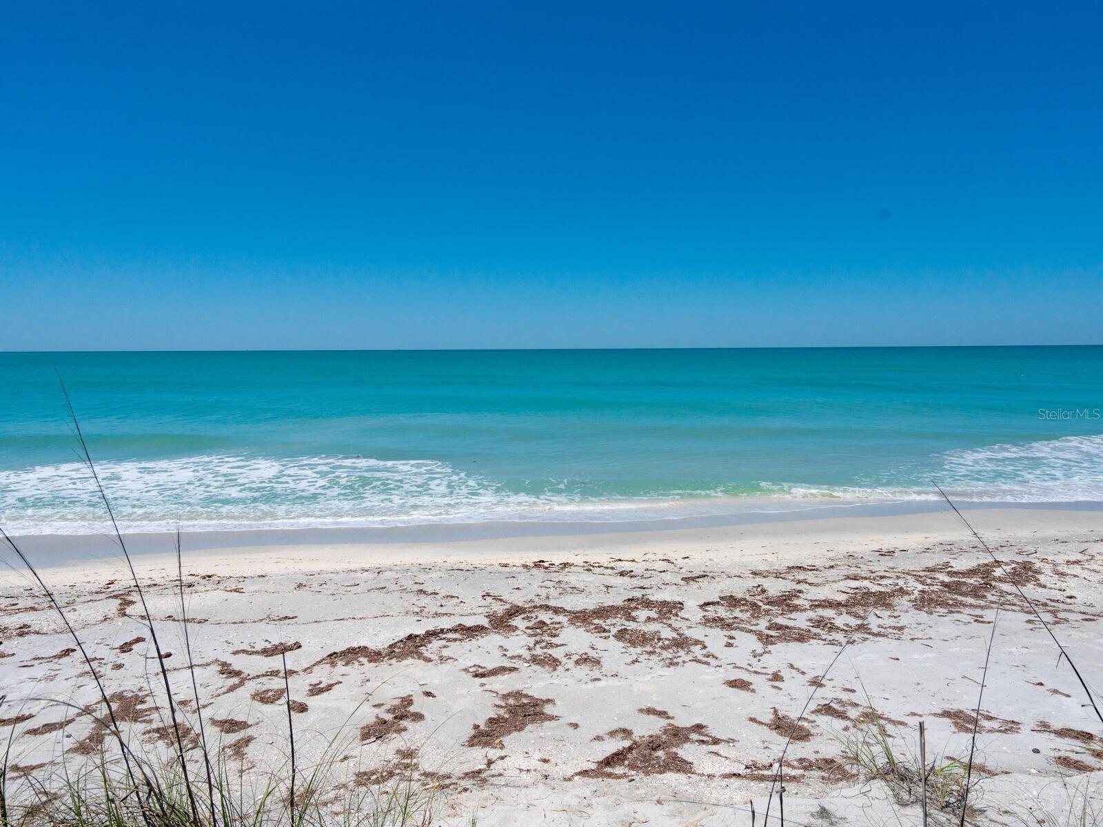 A4648103 Property Photo