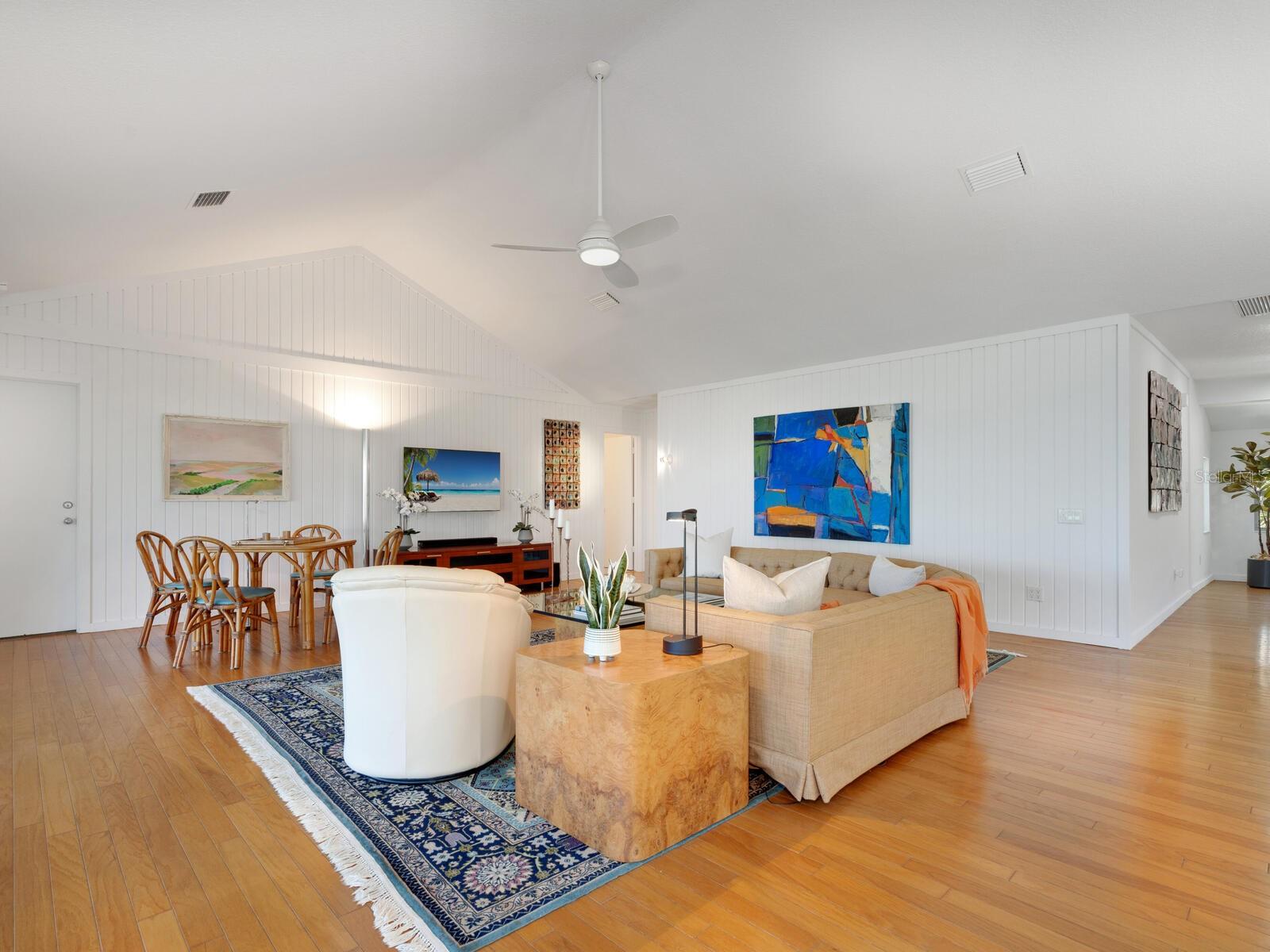 A4648103 Property Photo