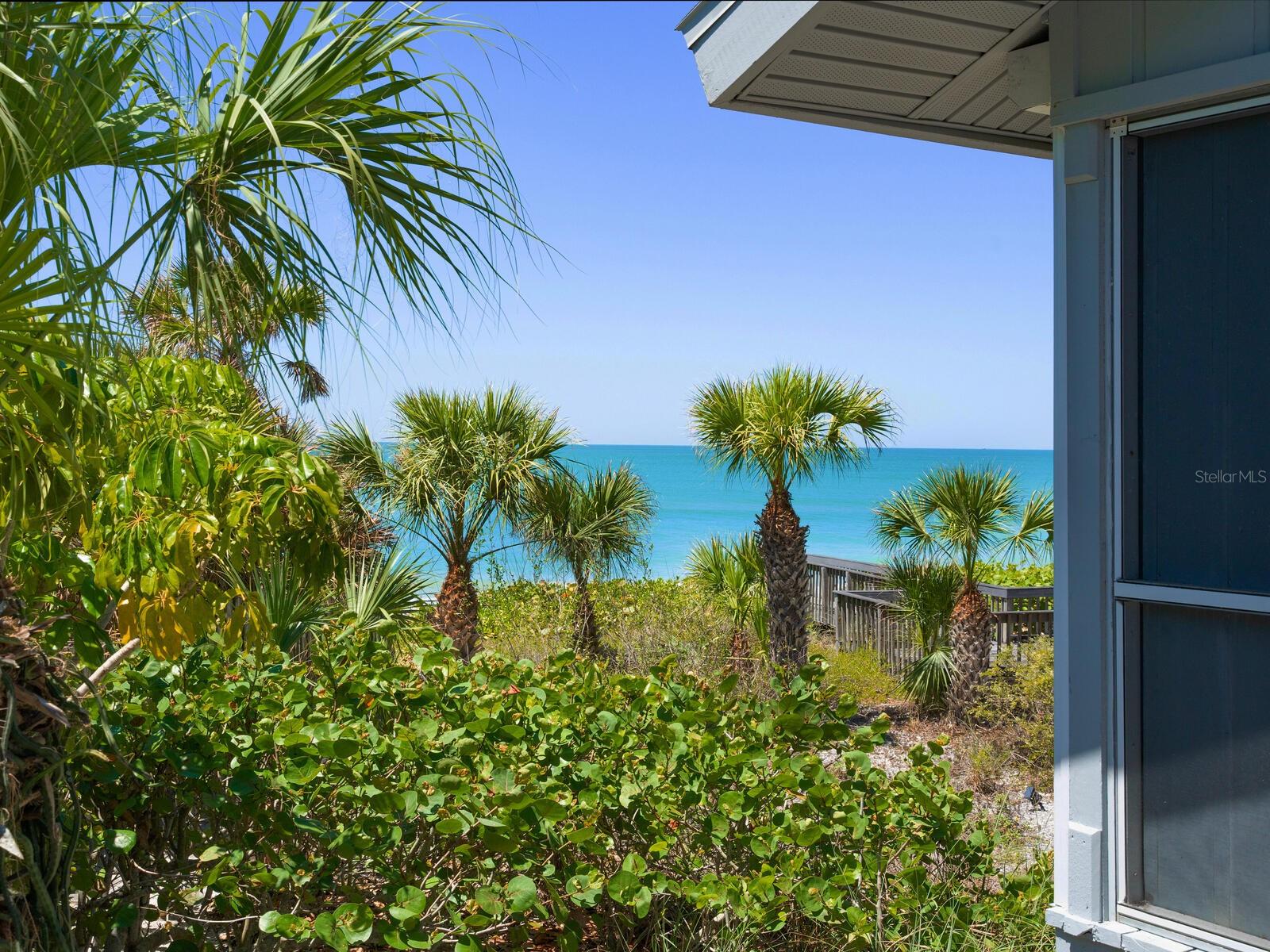 A4648103 Property Photo