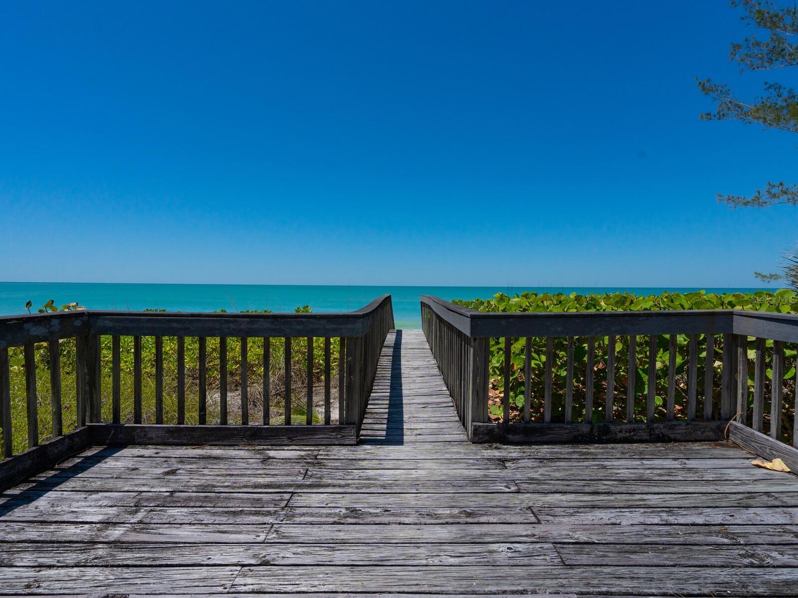 A4648103 Property Photo