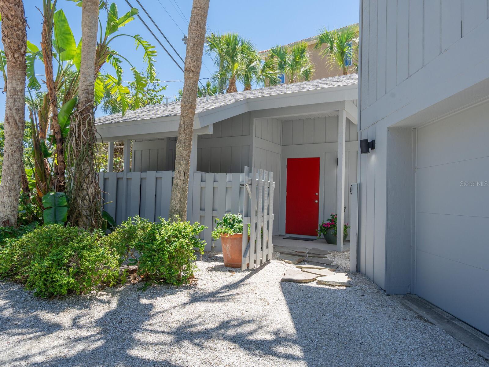 A4648103 Property Photo