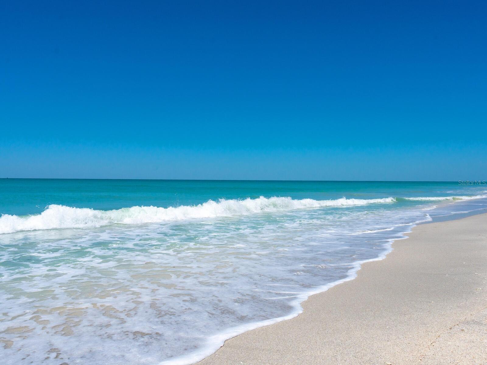 A4648103 Property Photo