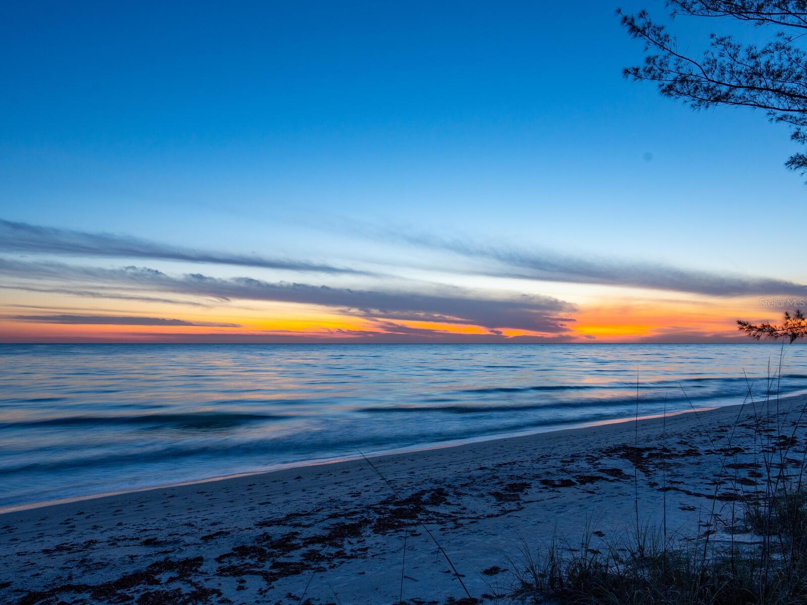 A4648103 Property Photo