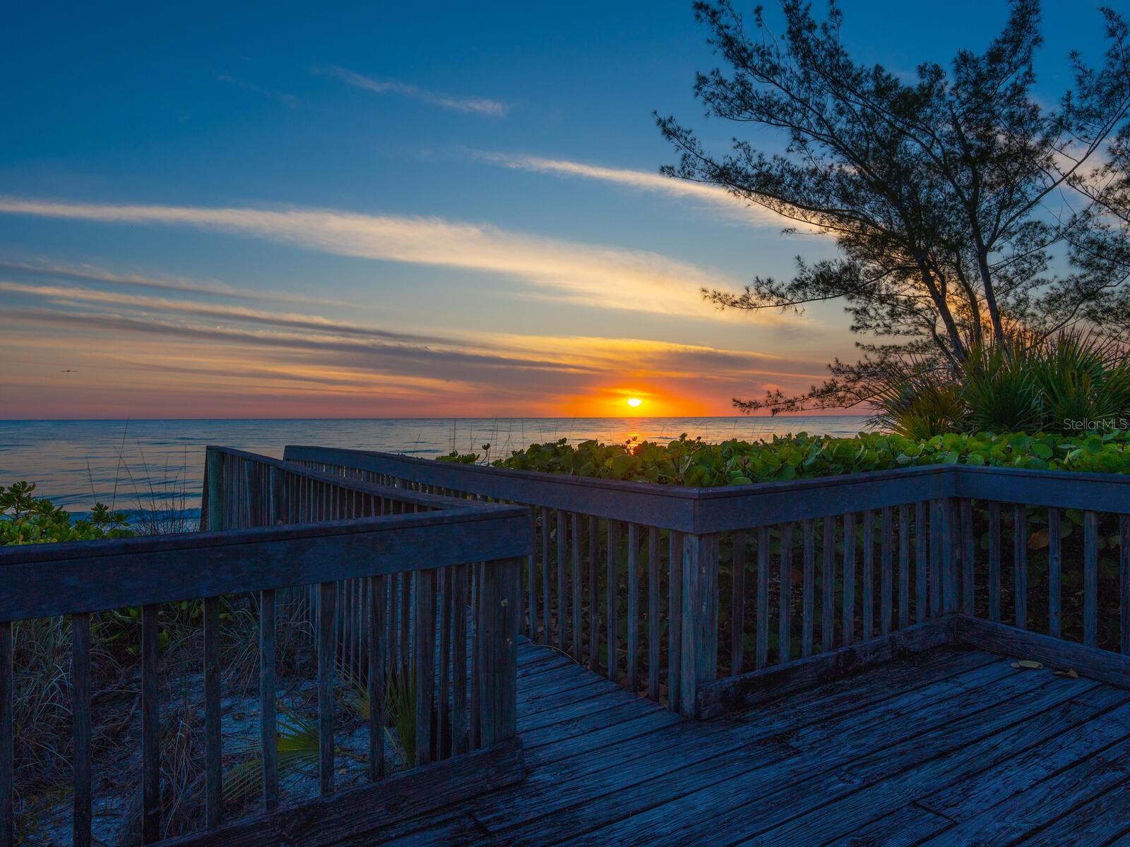 A4648103 Property Photo