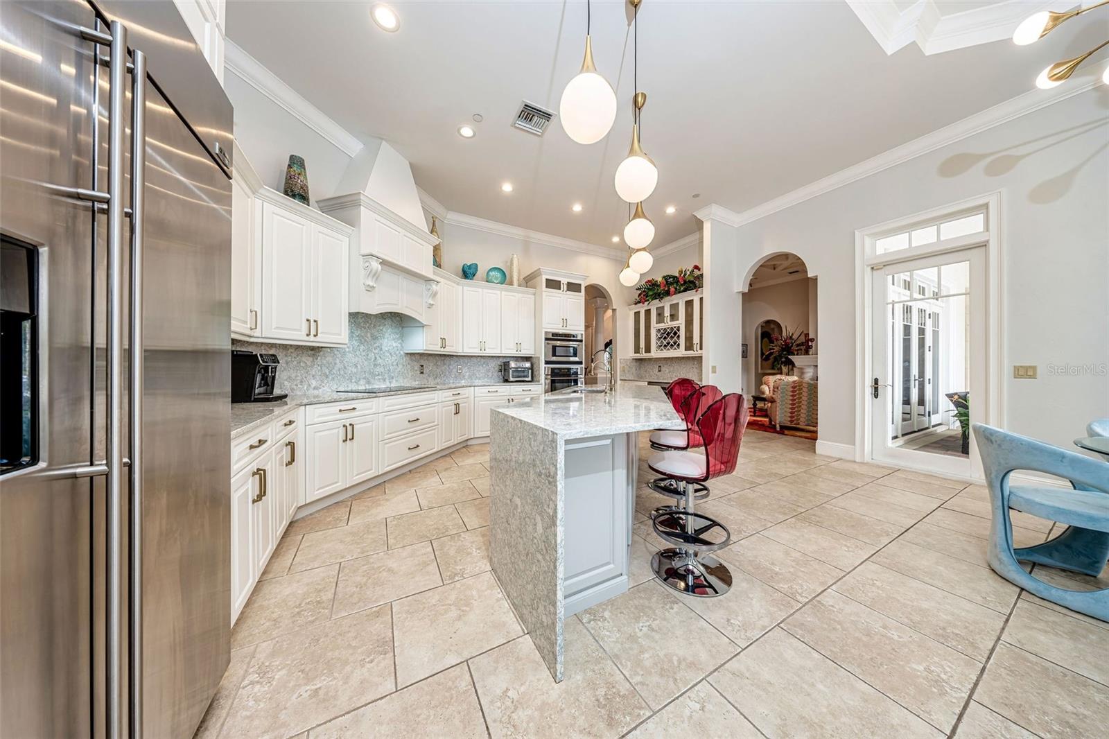 4 ISLAND DR, LAKE MARY, FL, 32746