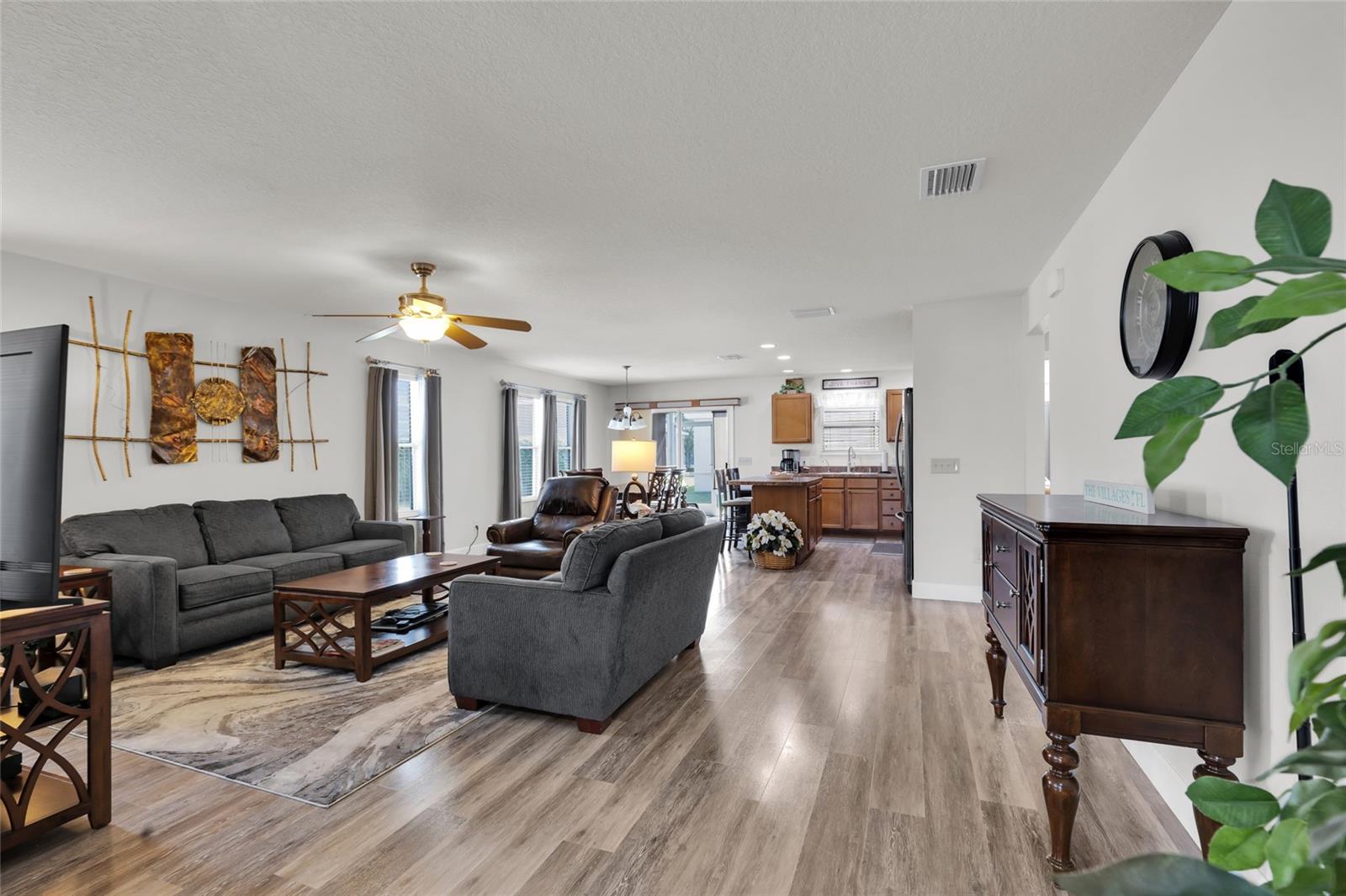 3203 ISLAWILD WAY, THE VILLAGES, FL, 32163