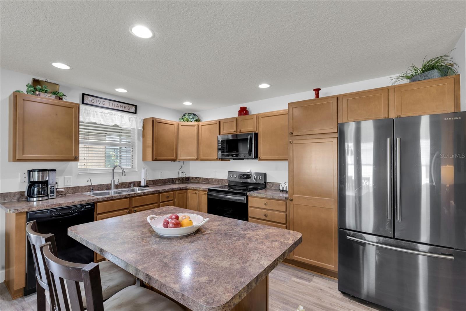 3203 ISLAWILD WAY, THE VILLAGES, FL, 32163