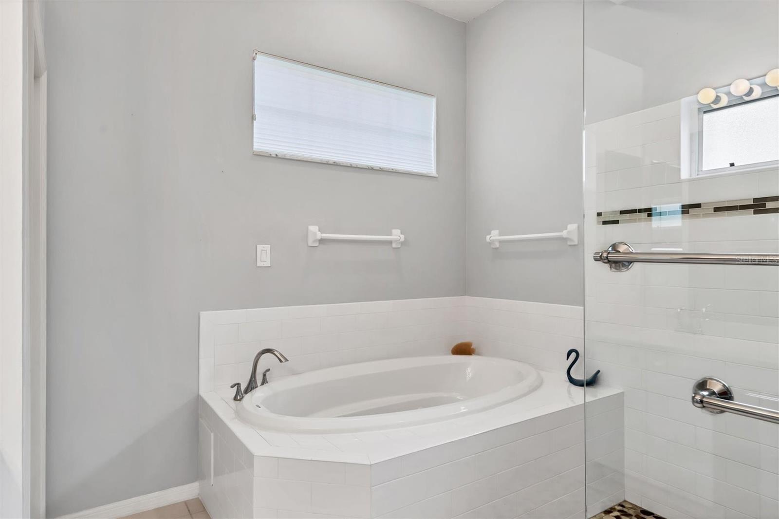 8718 GREY OAKS AVE, SARASOTA, FL, 34238