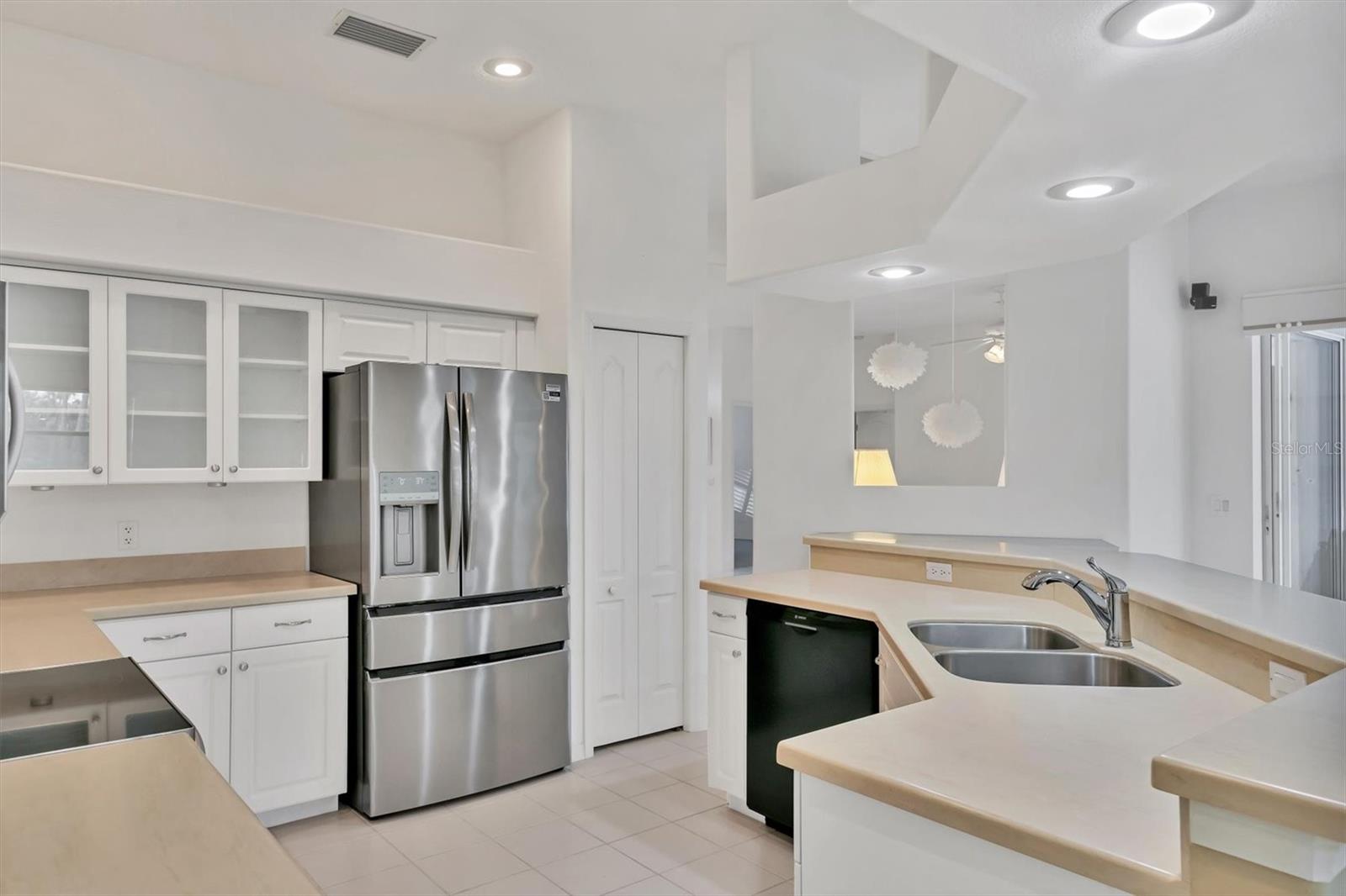 8718 GREY OAKS AVE, SARASOTA, FL, 34238