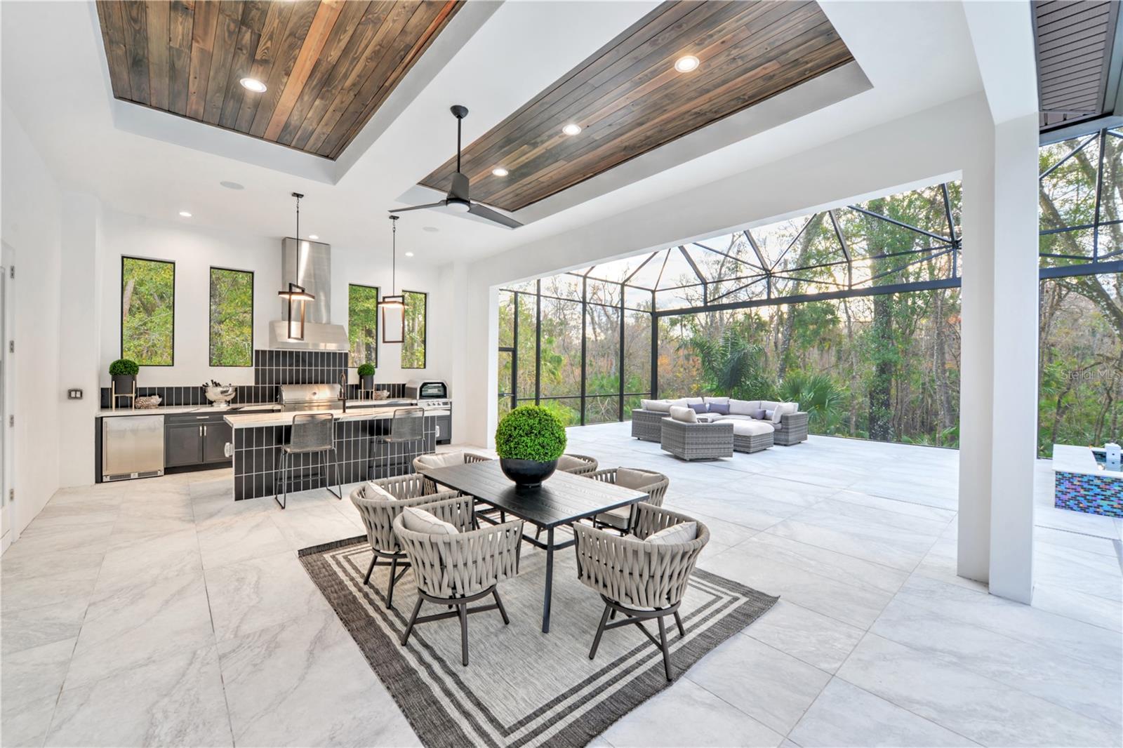 TB8372088 Property Photo