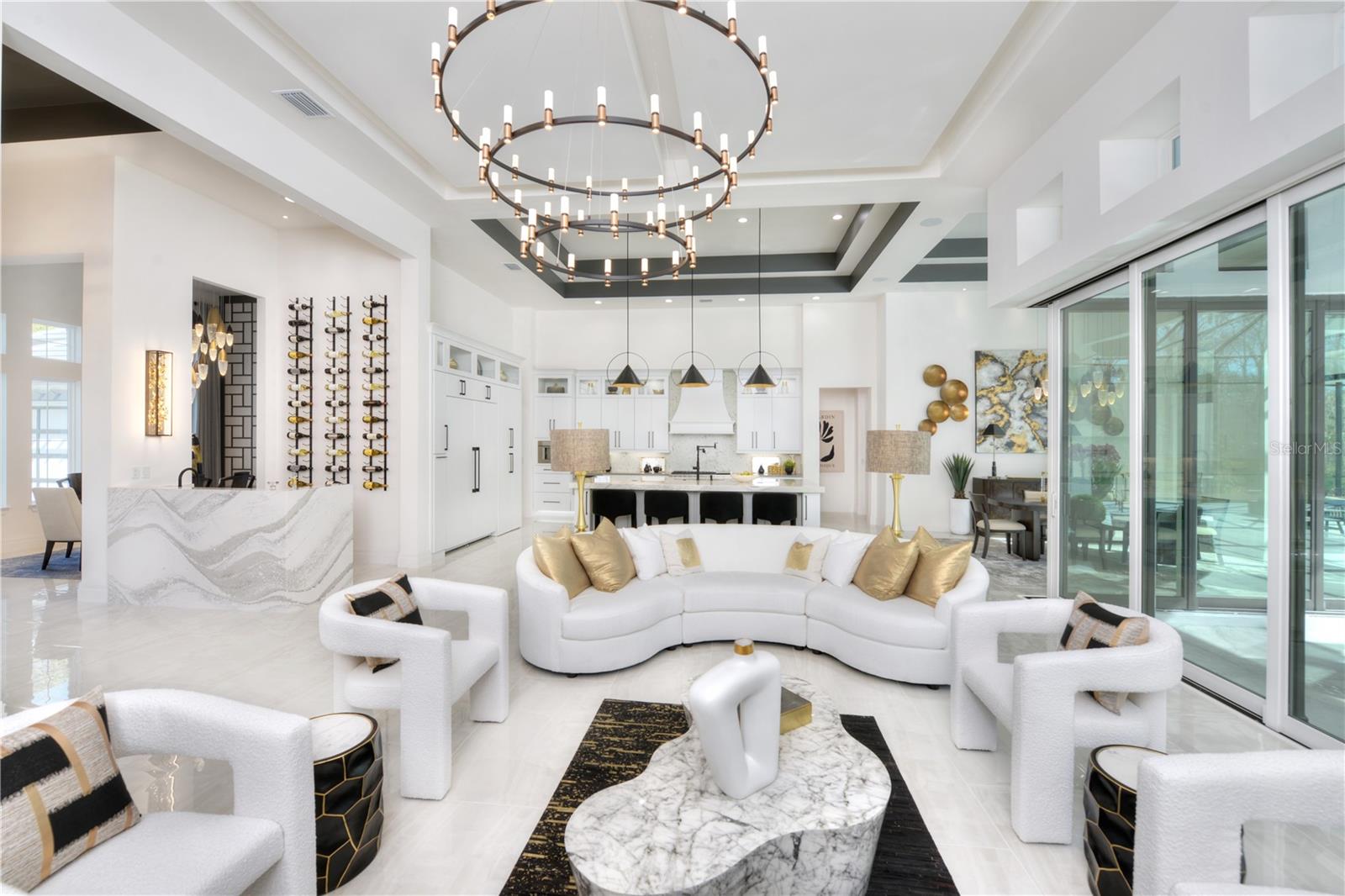 TB8372088 Property Photo