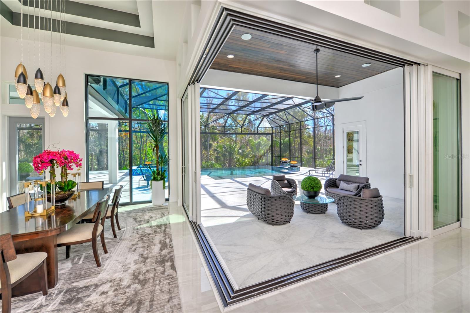 TB8372088 Property Photo