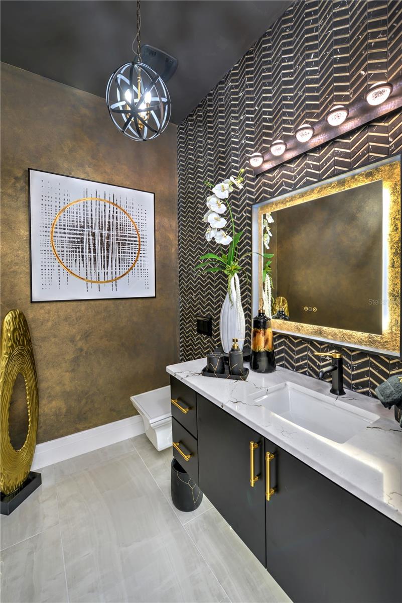 TB8372088 Property Photo