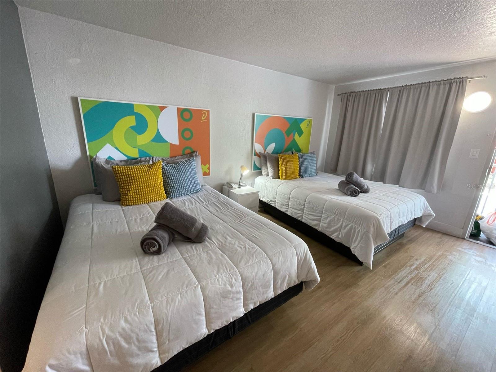 O6297948 Property Photo