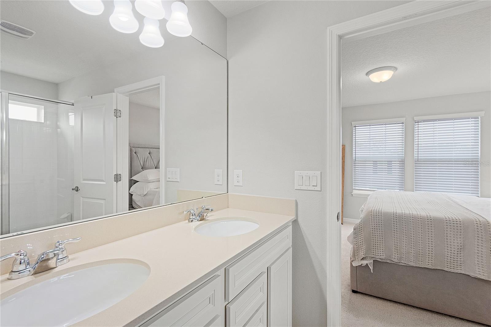 1324 PAINTED BUNTING AVE, OAKLAND, FL, 34787