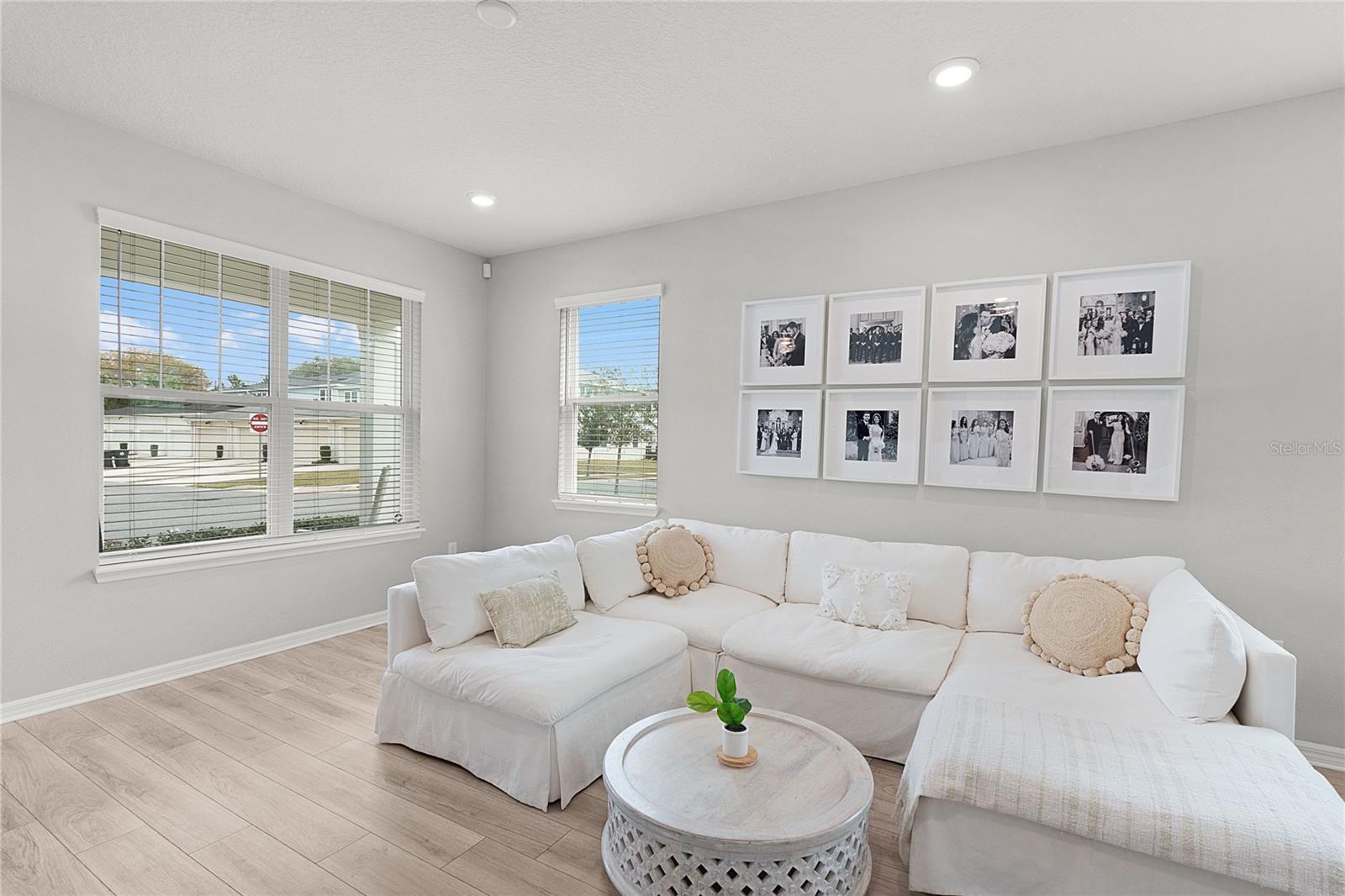 1324 PAINTED BUNTING AVE, OAKLAND, FL, 34787