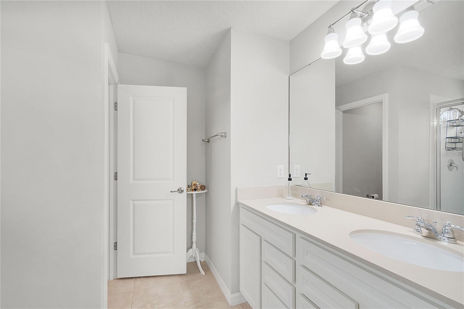 1324 PAINTED BUNTING AVE, OAKLAND, FL, 34787