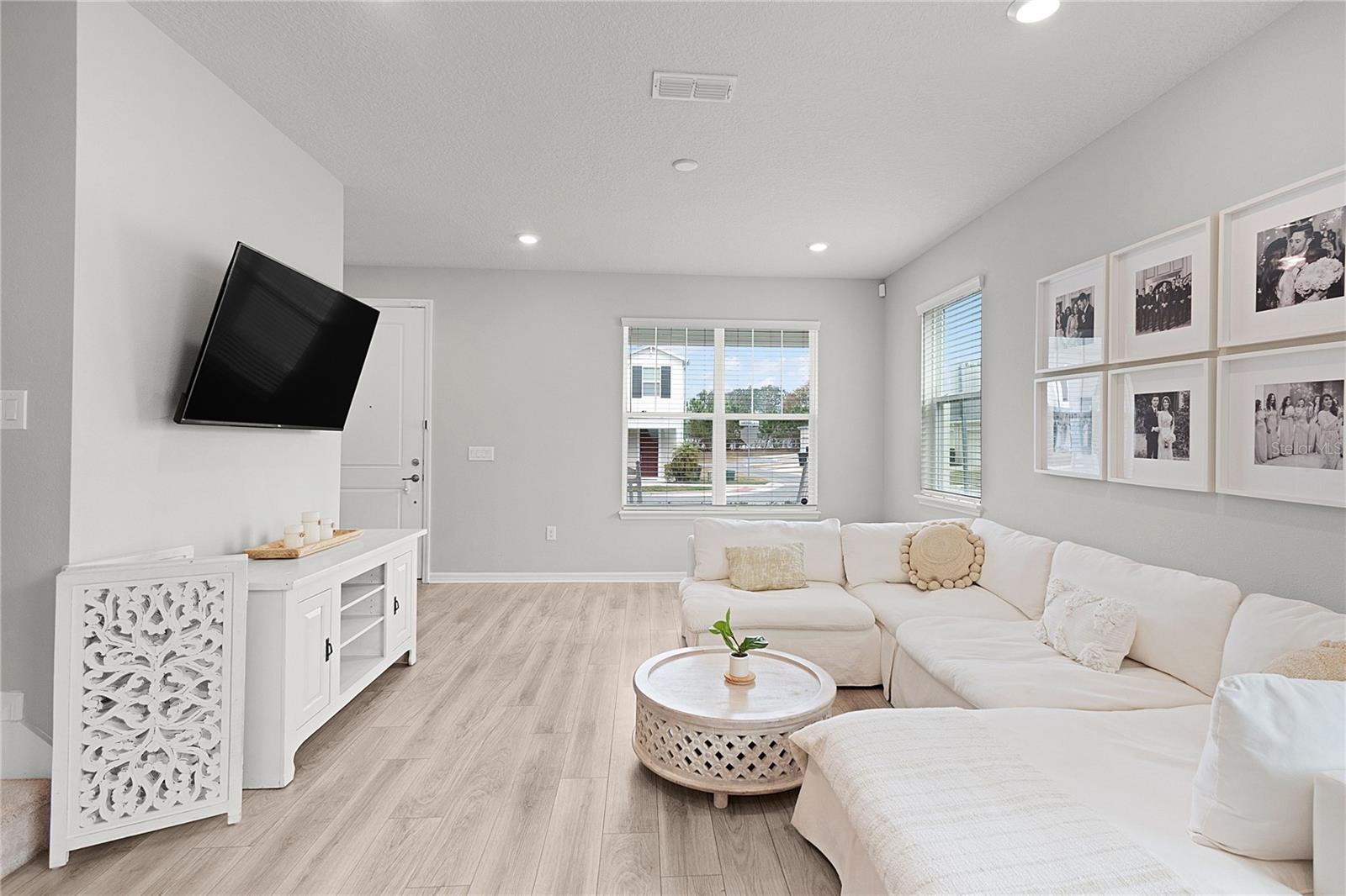 1324 PAINTED BUNTING AVE, OAKLAND, FL, 34787