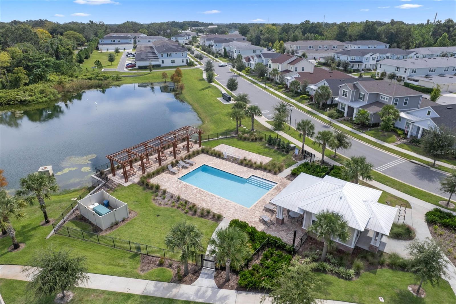 1324 PAINTED BUNTING AVE, OAKLAND, FL, 34787