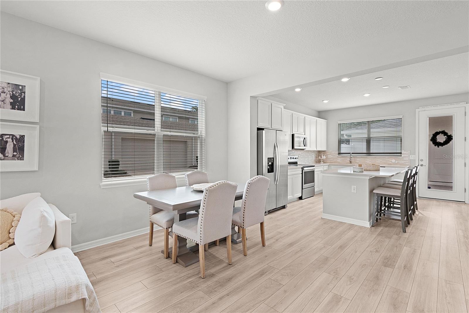 1324 PAINTED BUNTING AVE, OAKLAND, FL, 34787