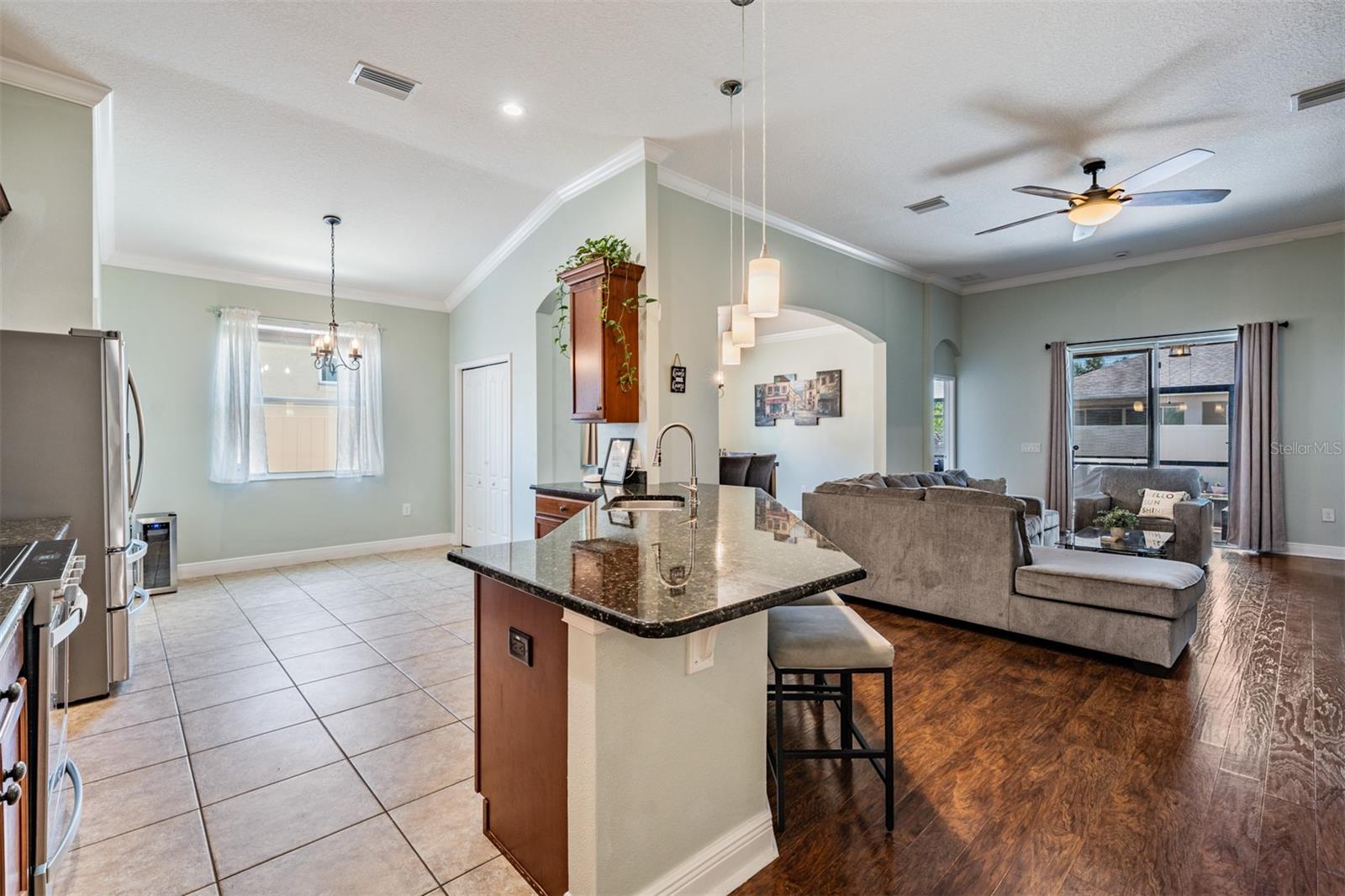 12107 RAMBLING STREAM DR, RIVERVIEW, FL, 33569