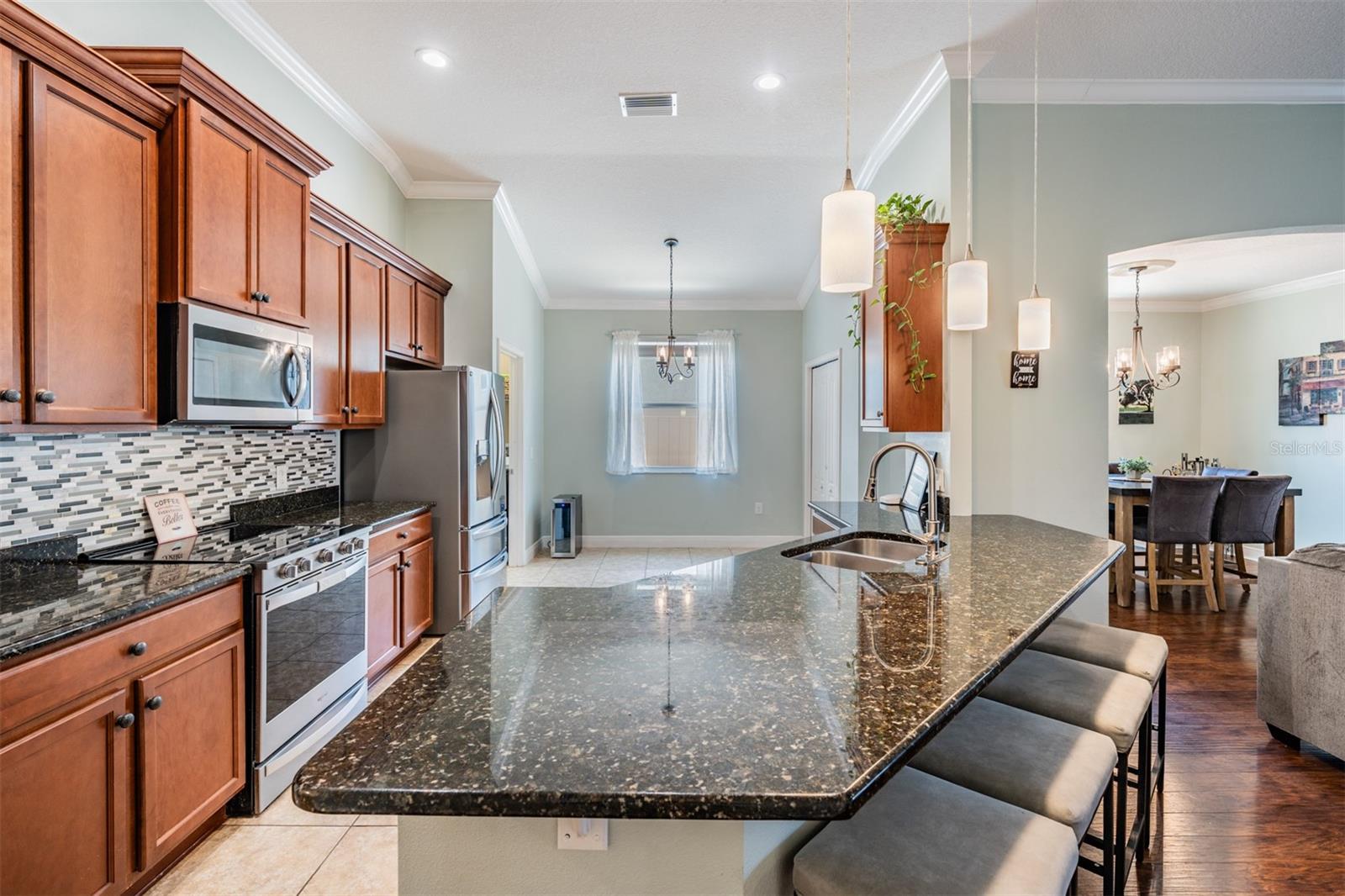 12107 RAMBLING STREAM DR, RIVERVIEW, FL, 33569