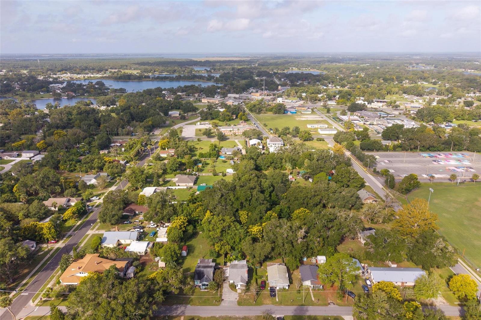 57 N ORANGE AVE, UMATILLA, FL, 32784