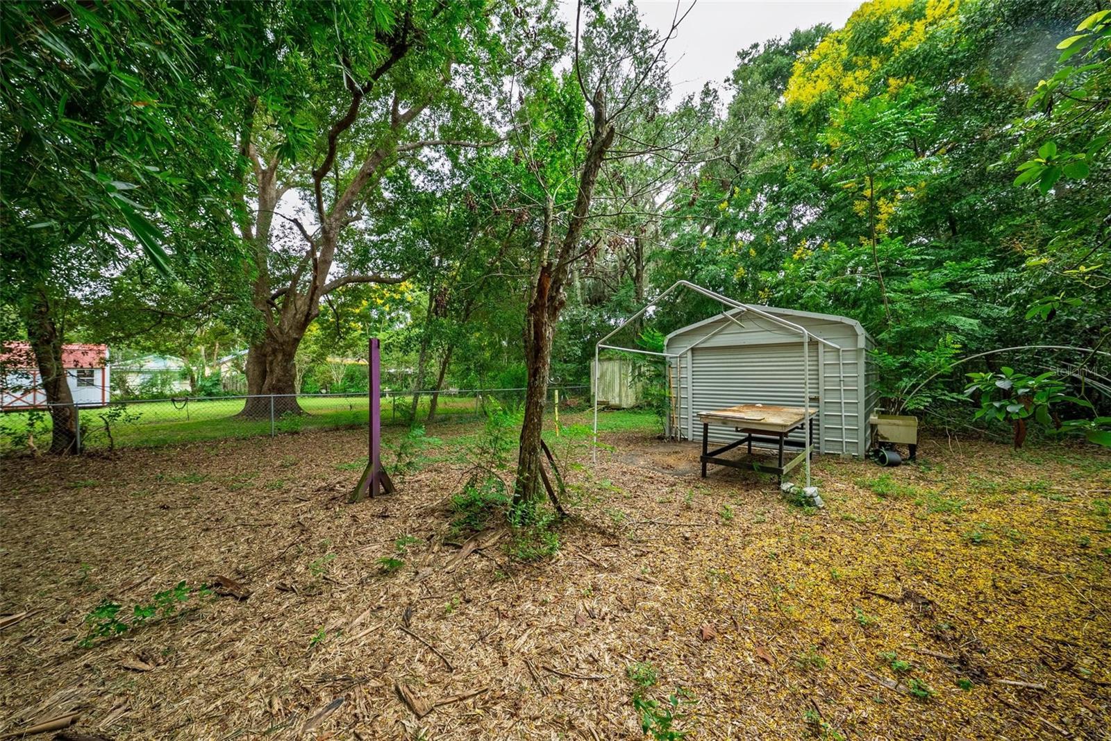 57 N ORANGE AVE, UMATILLA, FL, 32784