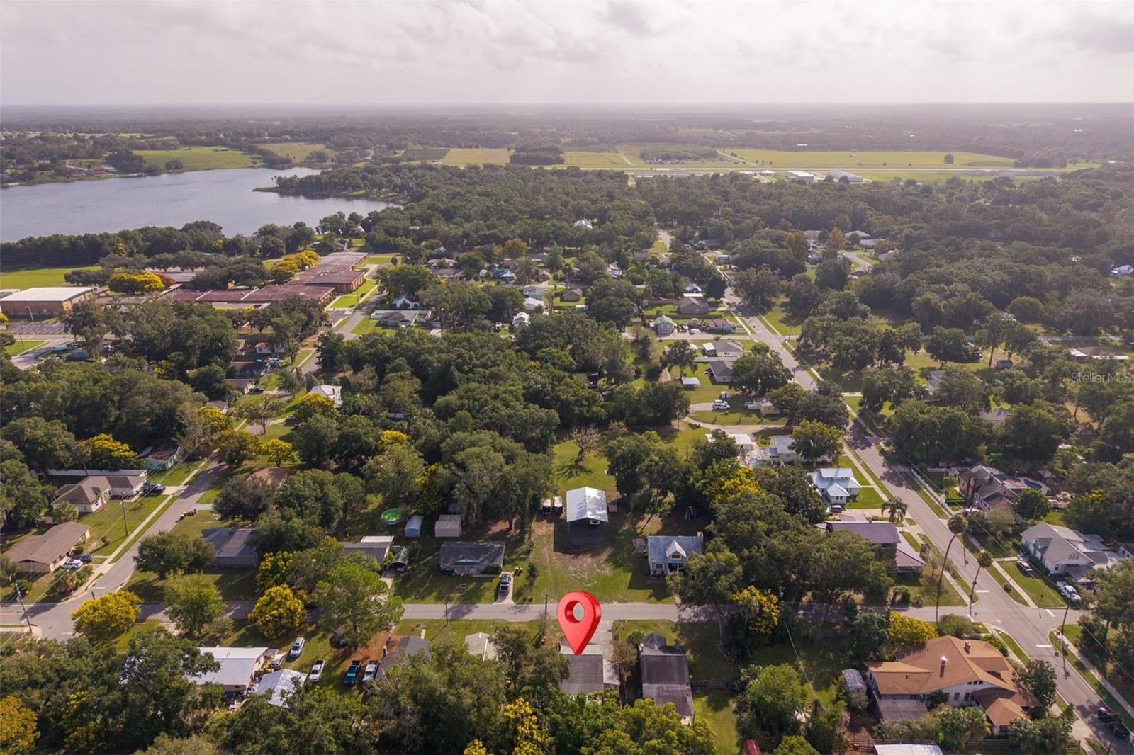 57 N ORANGE AVE, UMATILLA, FL, 32784