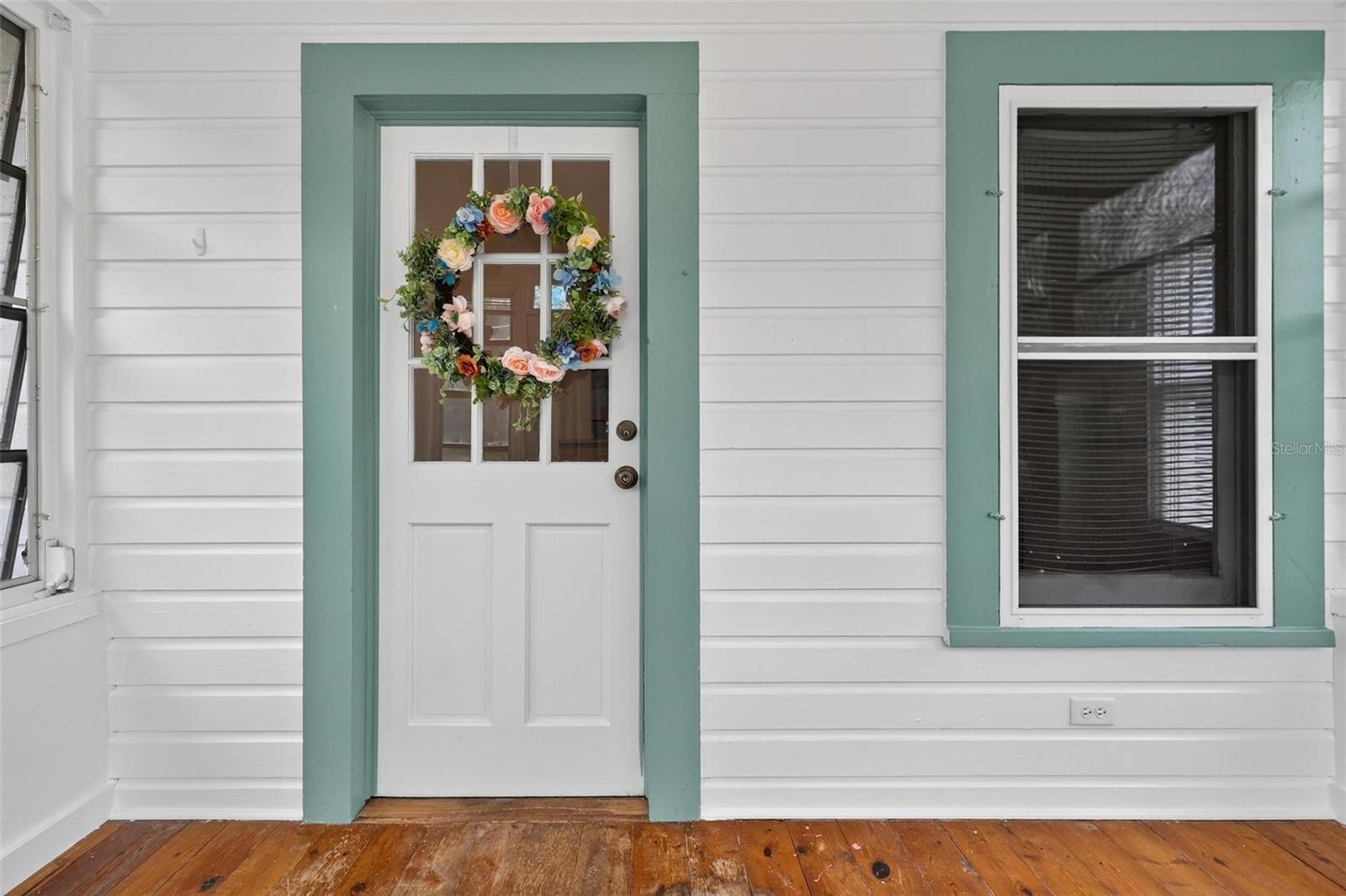 57 N ORANGE AVE, UMATILLA, FL, 32784