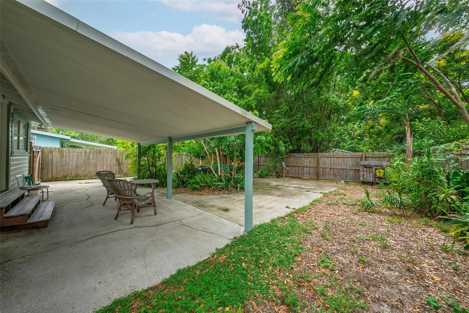 57 N ORANGE AVE, UMATILLA, FL, 32784