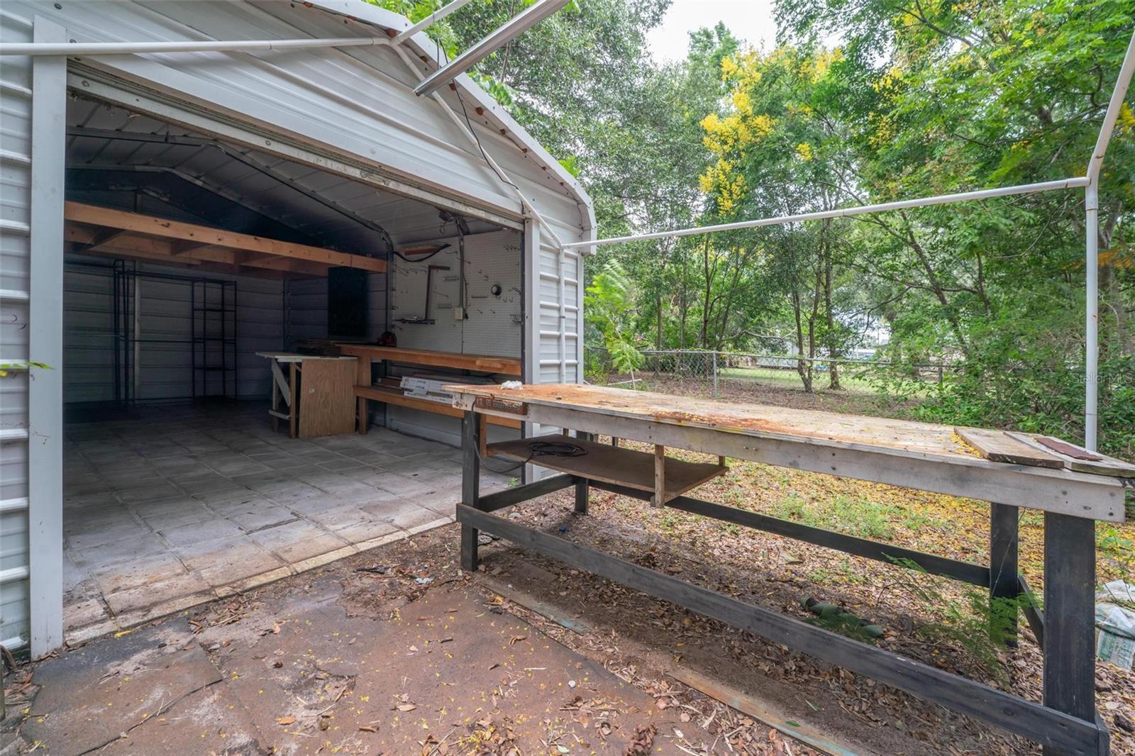 57 N ORANGE AVE, UMATILLA, FL, 32784