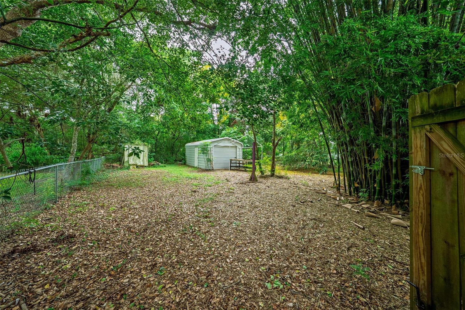 57 N ORANGE AVE, UMATILLA, FL, 32784