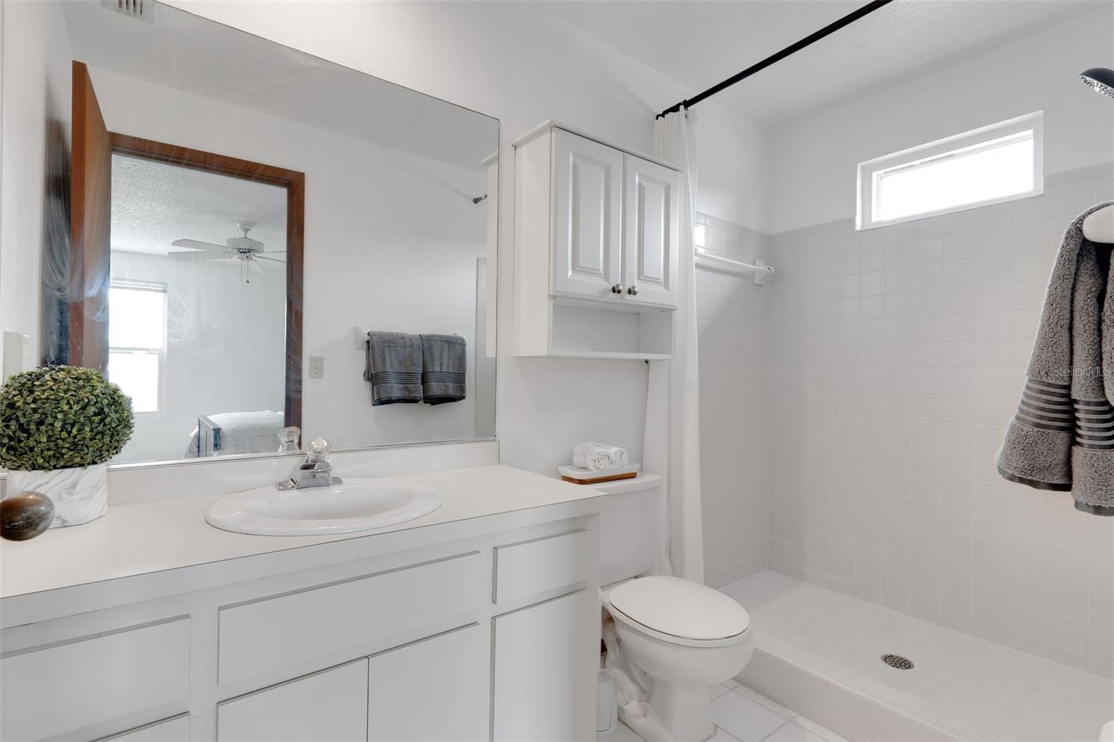 5207 MOELLER AVE, SARASOTA, FL, 34233