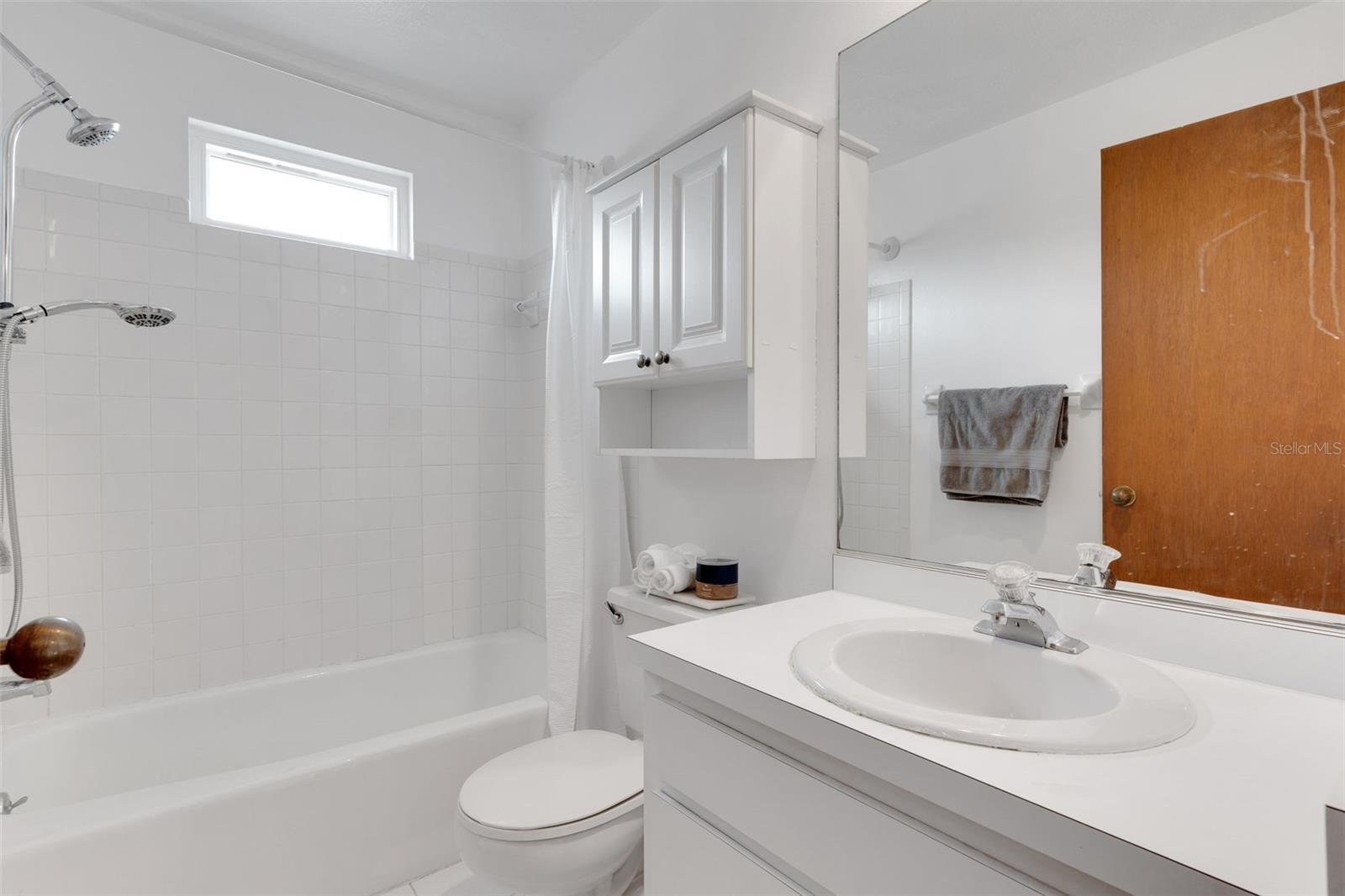 5207 MOELLER AVE, SARASOTA, FL, 34233