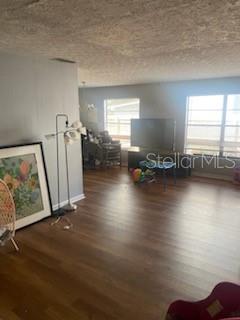 1425 CORNER OAKS DR, BRANDON, FL, 33510