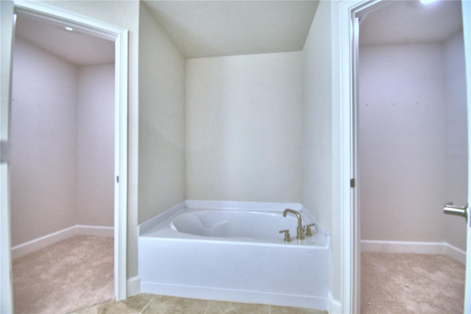 4031 TULLAMORE LN, AUBURNDALE, FL, 33823