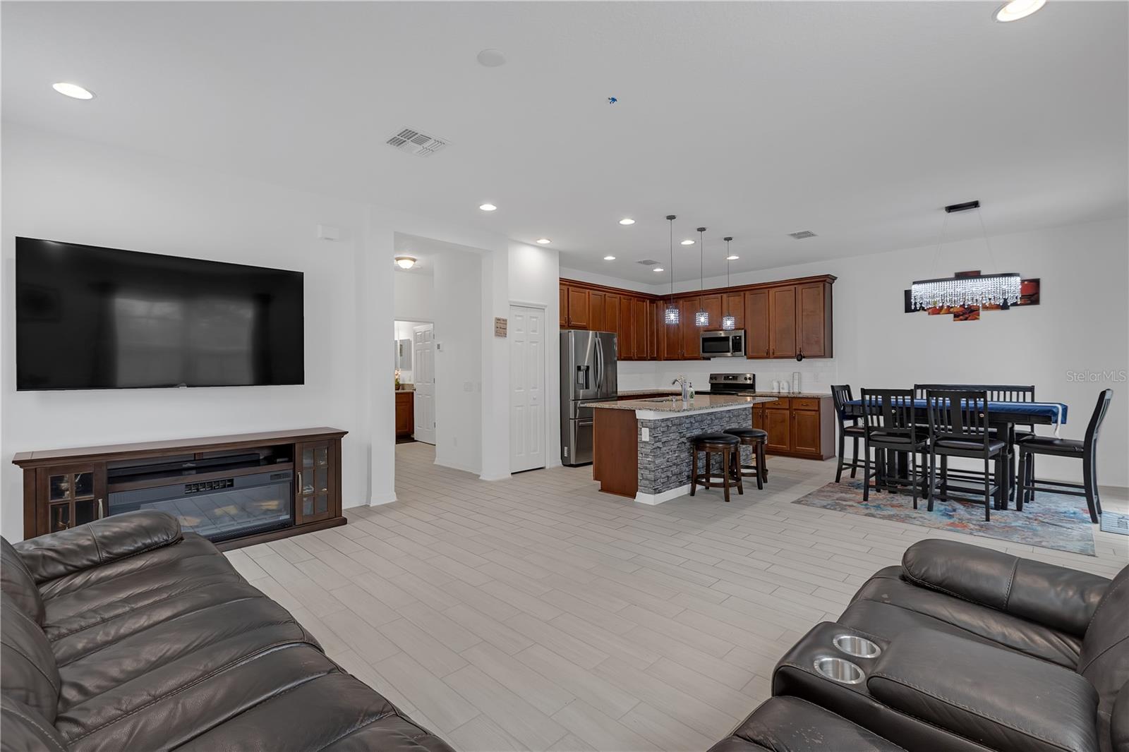 19926 STONE PINE CIR, LUTZ, FL, 33558