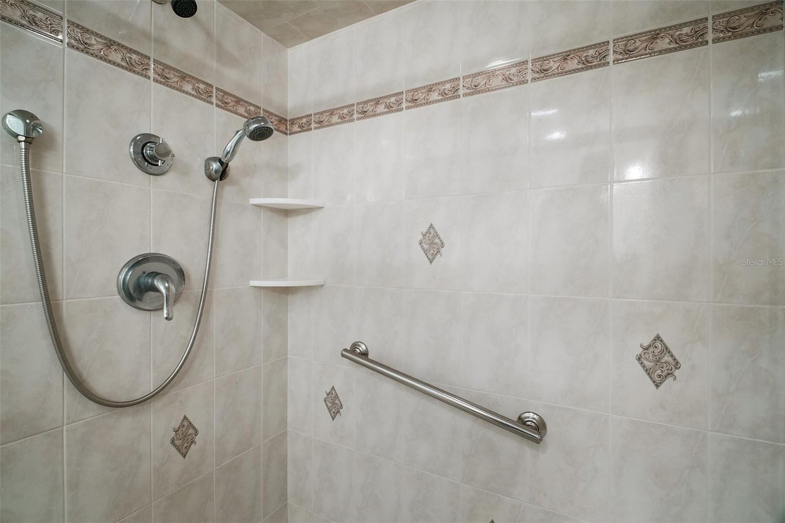 33635 JEFFERY CT, LEESBURG, FL, 34788