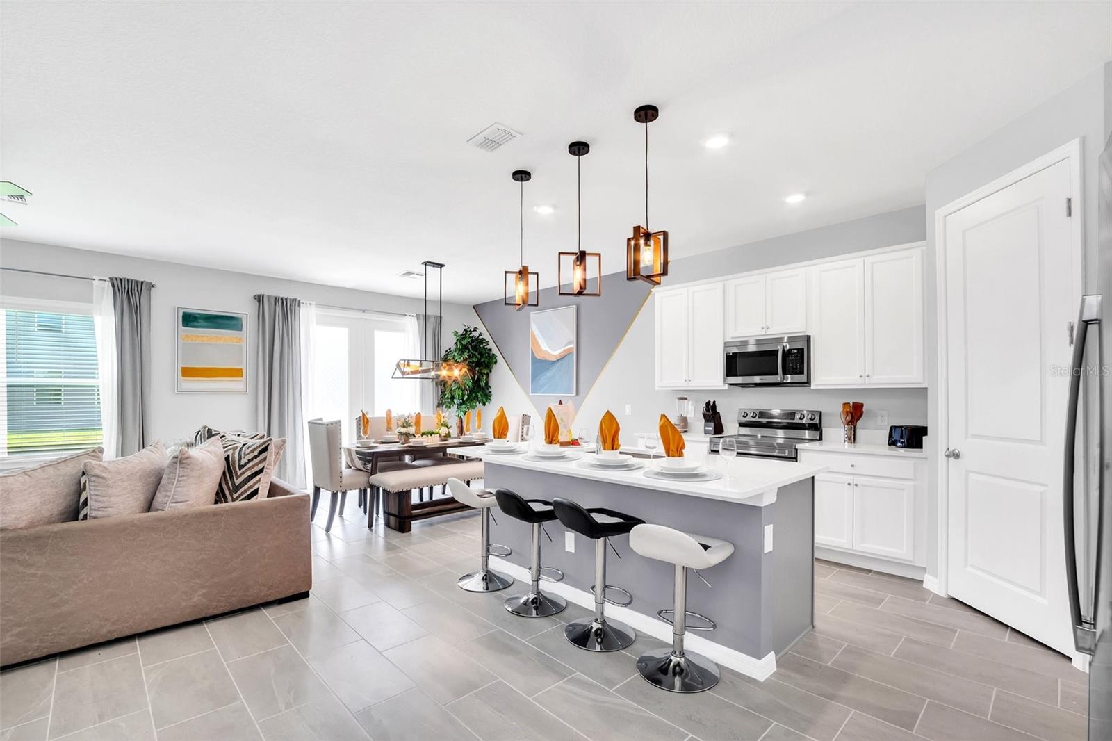 2131 DERWENT DR, DAVENPORT, FL, 33896