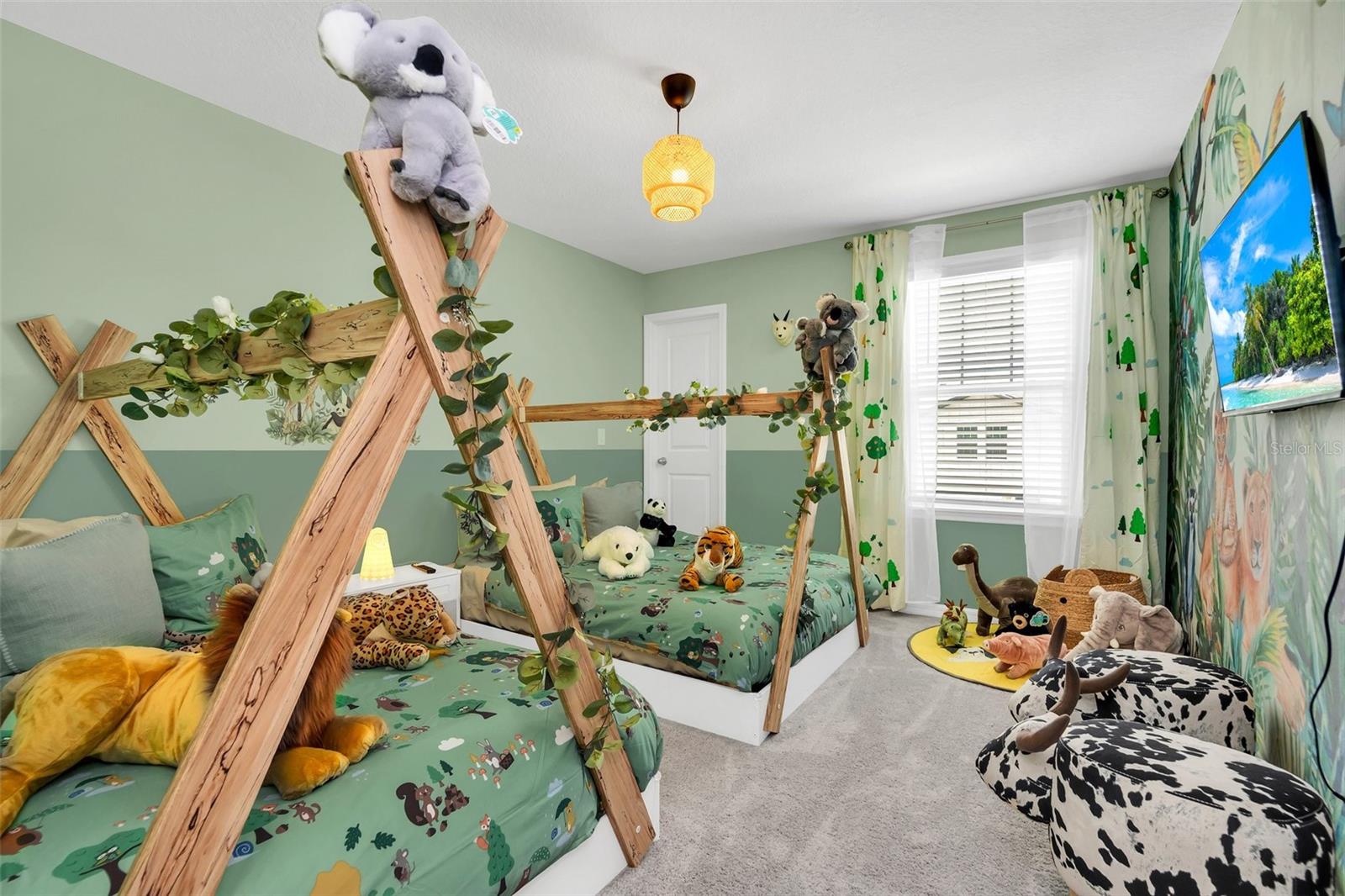 2131 DERWENT DR, DAVENPORT, FL, 33896