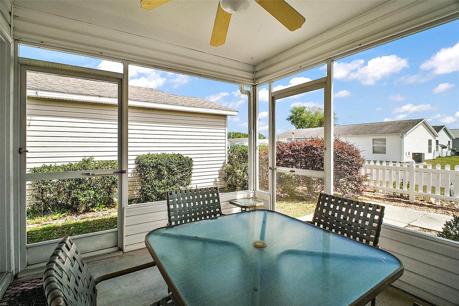 2115 ESCOBAR AVE, LADY LAKE, FL, 32159