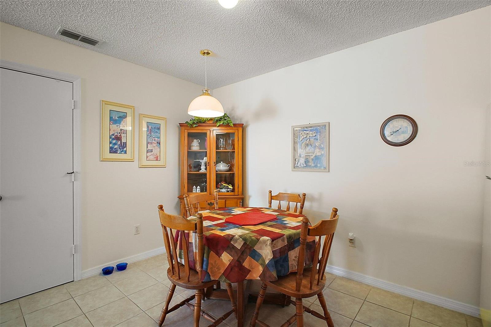 2115 ESCOBAR AVE, LADY LAKE, FL, 32159