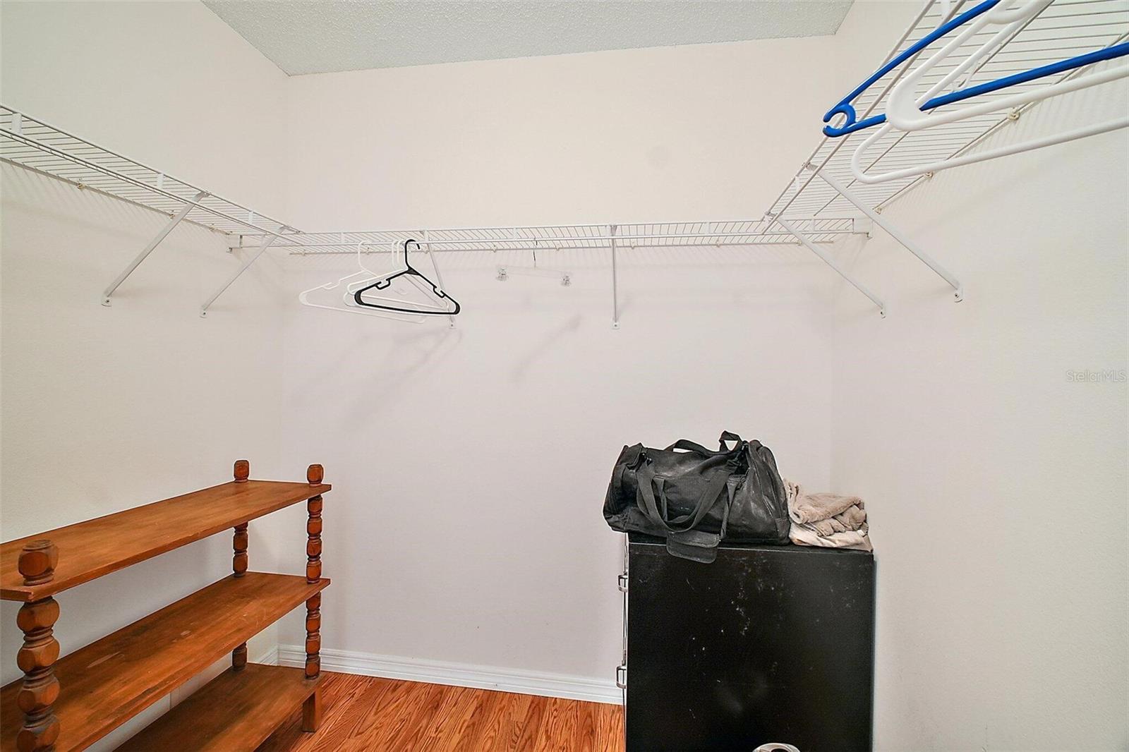 2115 ESCOBAR AVE, LADY LAKE, FL, 32159