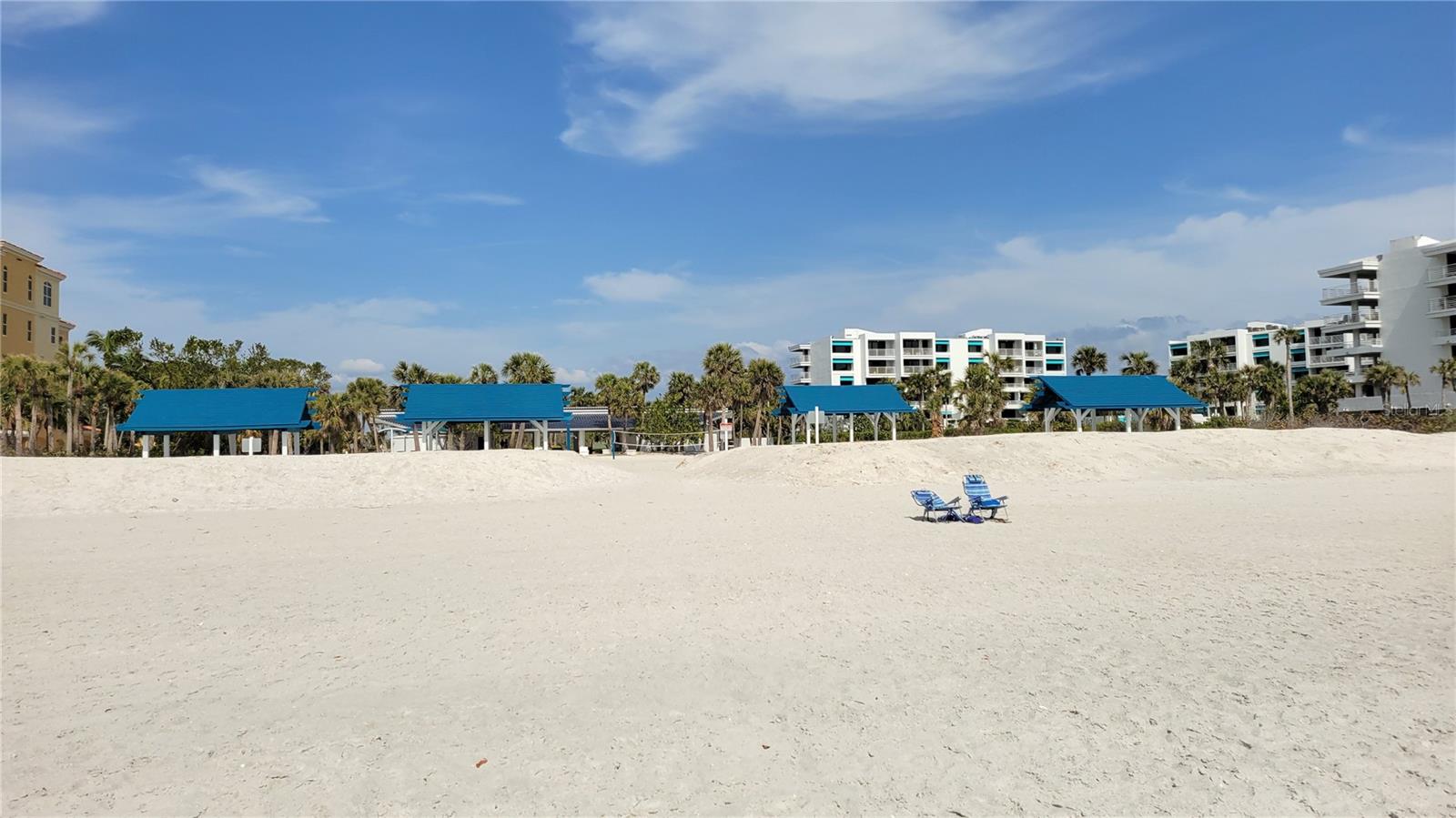 2339 HARBOUR OAKS DR, LONGBOAT KEY, FL, 34228