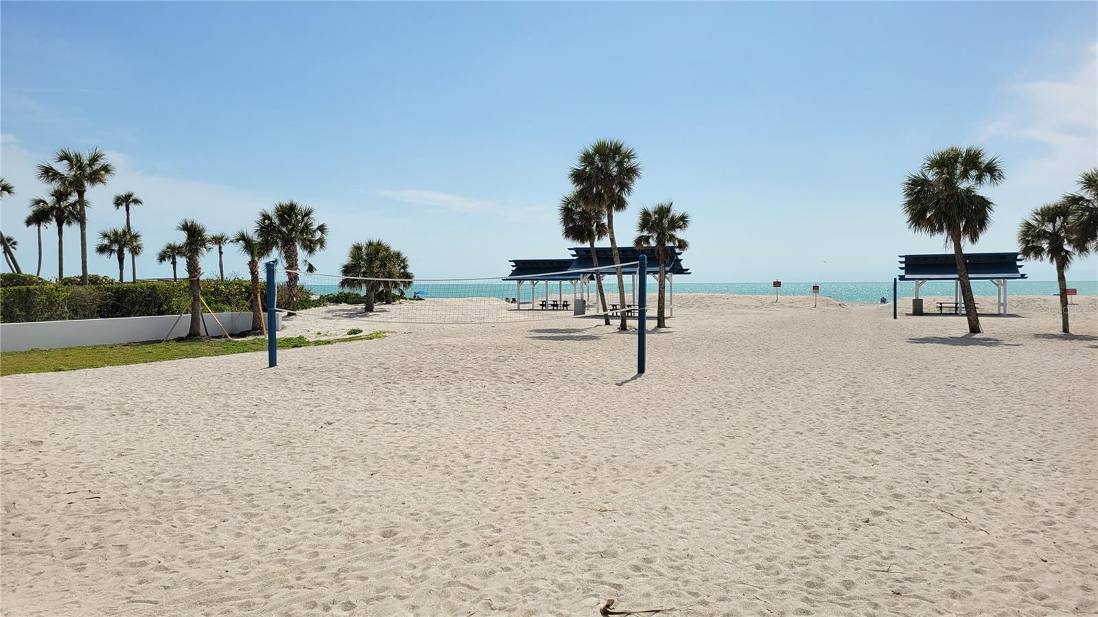 2339 HARBOUR OAKS DR, LONGBOAT KEY, FL, 34228