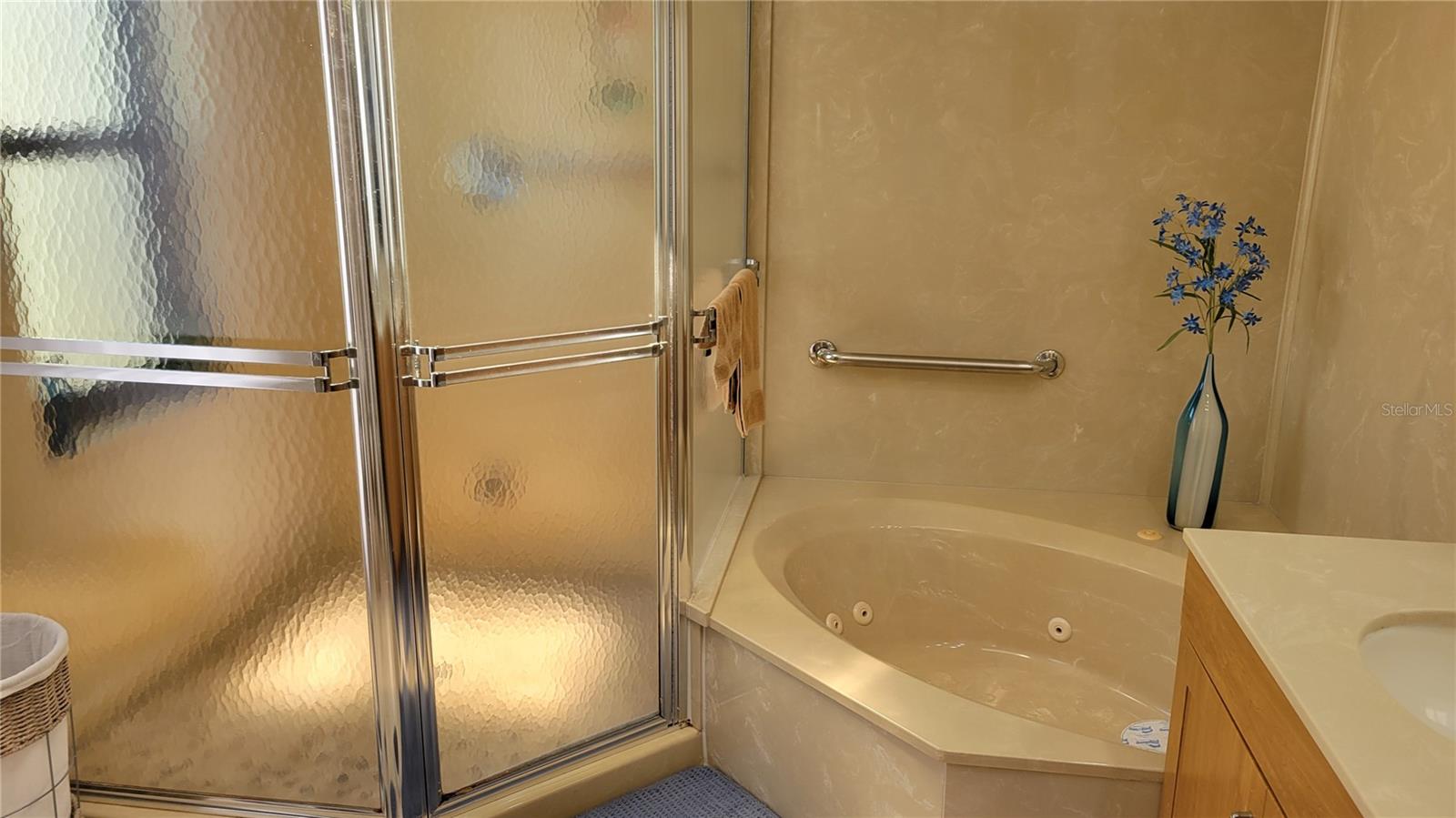 2339 HARBOUR OAKS DR, LONGBOAT KEY, FL, 34228